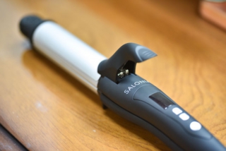 証明写真 ヘアアイロン