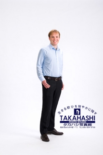 プロフィール写真 ビジネスカジュアル